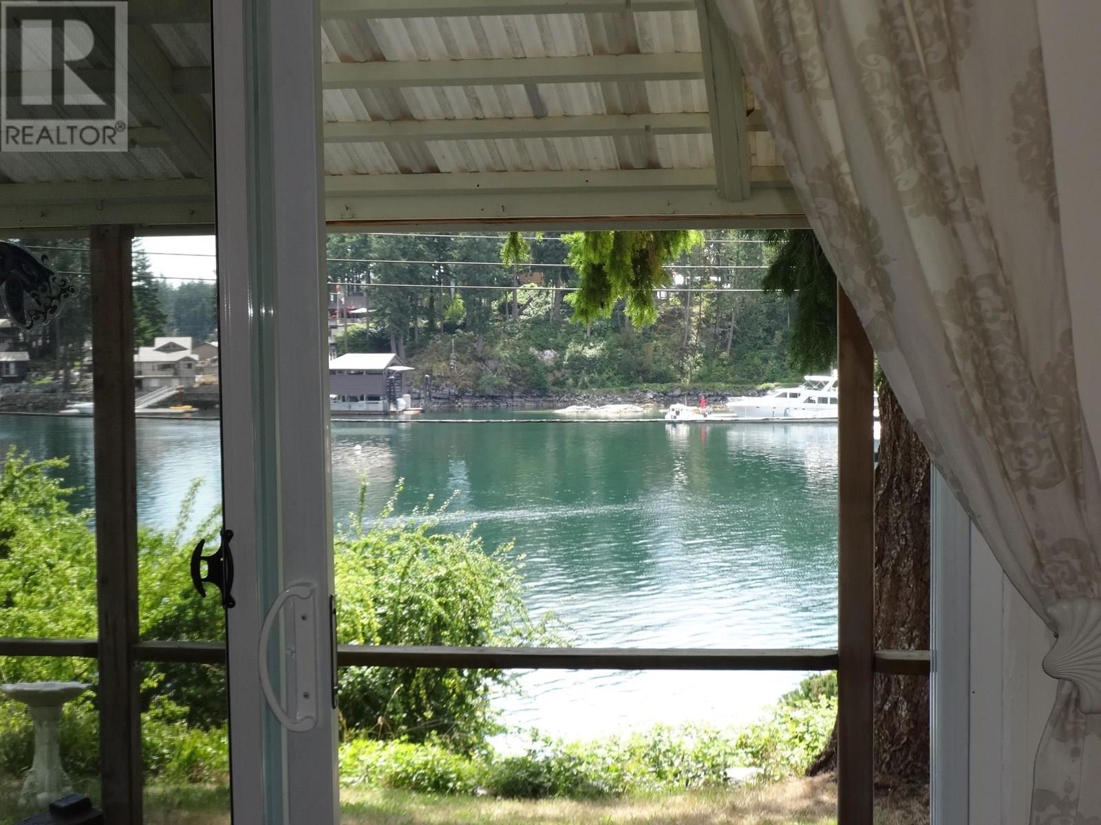 13173 SEXW'AMIN STREET, Garden Bay, British Columbia
