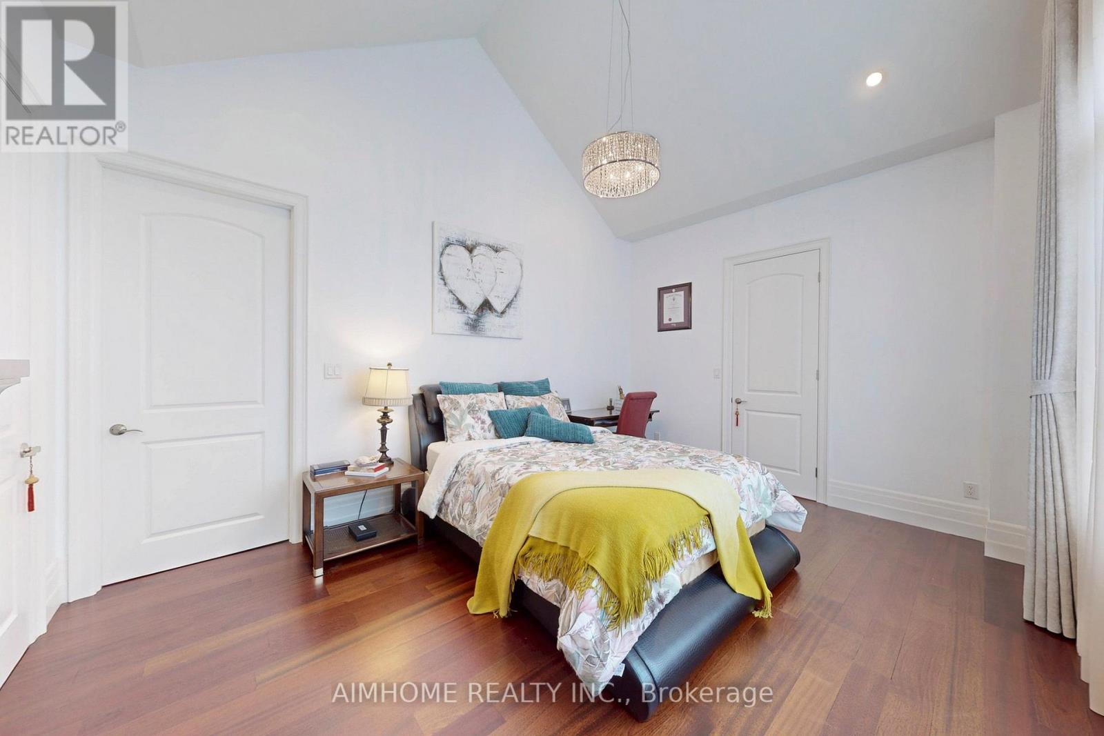 278 Wedgewood Drive, Oakville, Ontario  L6J 4R8 - Photo 22 - W12322362