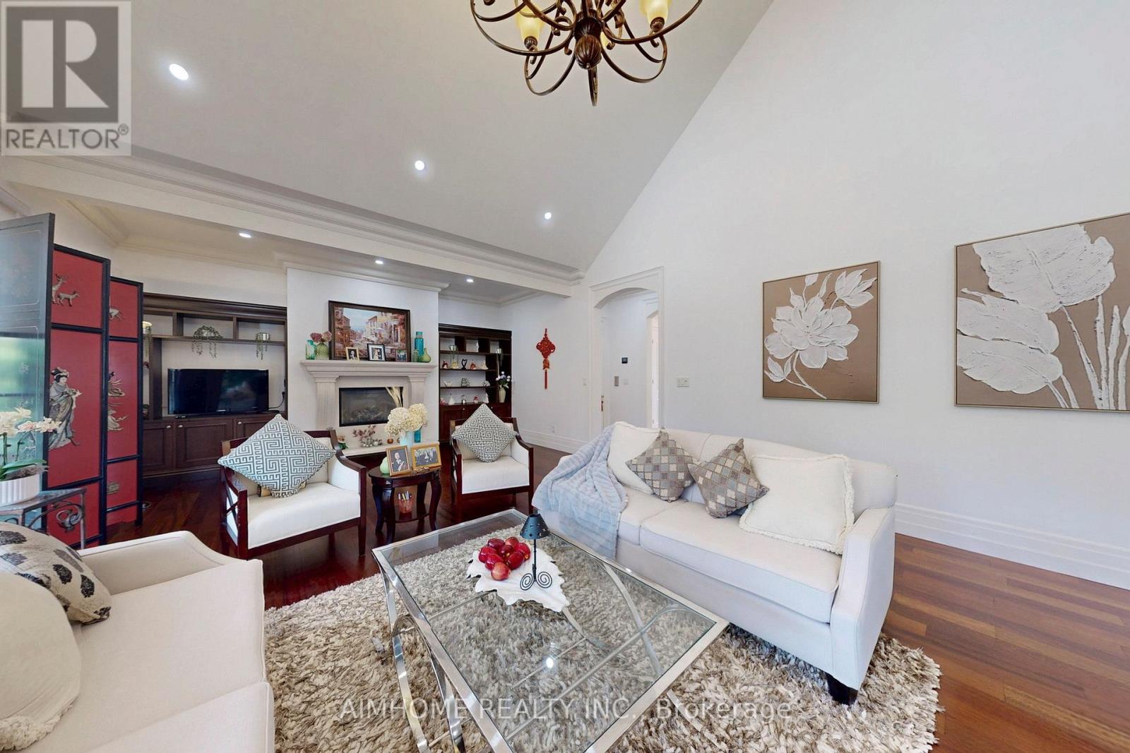 278 Wedgewood Drive, Oakville, Ontario  L6J 4R8 - Photo 9 - W12322362