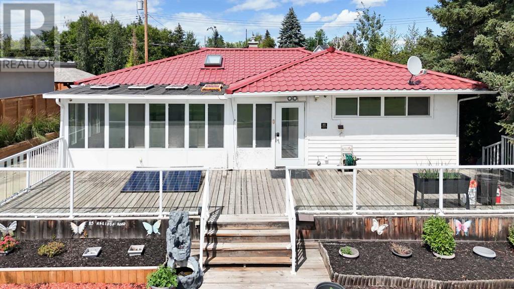 Property at 85 Malibou Road SW image 1