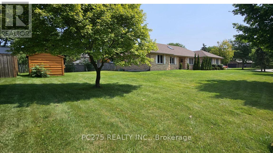 Property at 3914 STACEY CRESCENT image 3