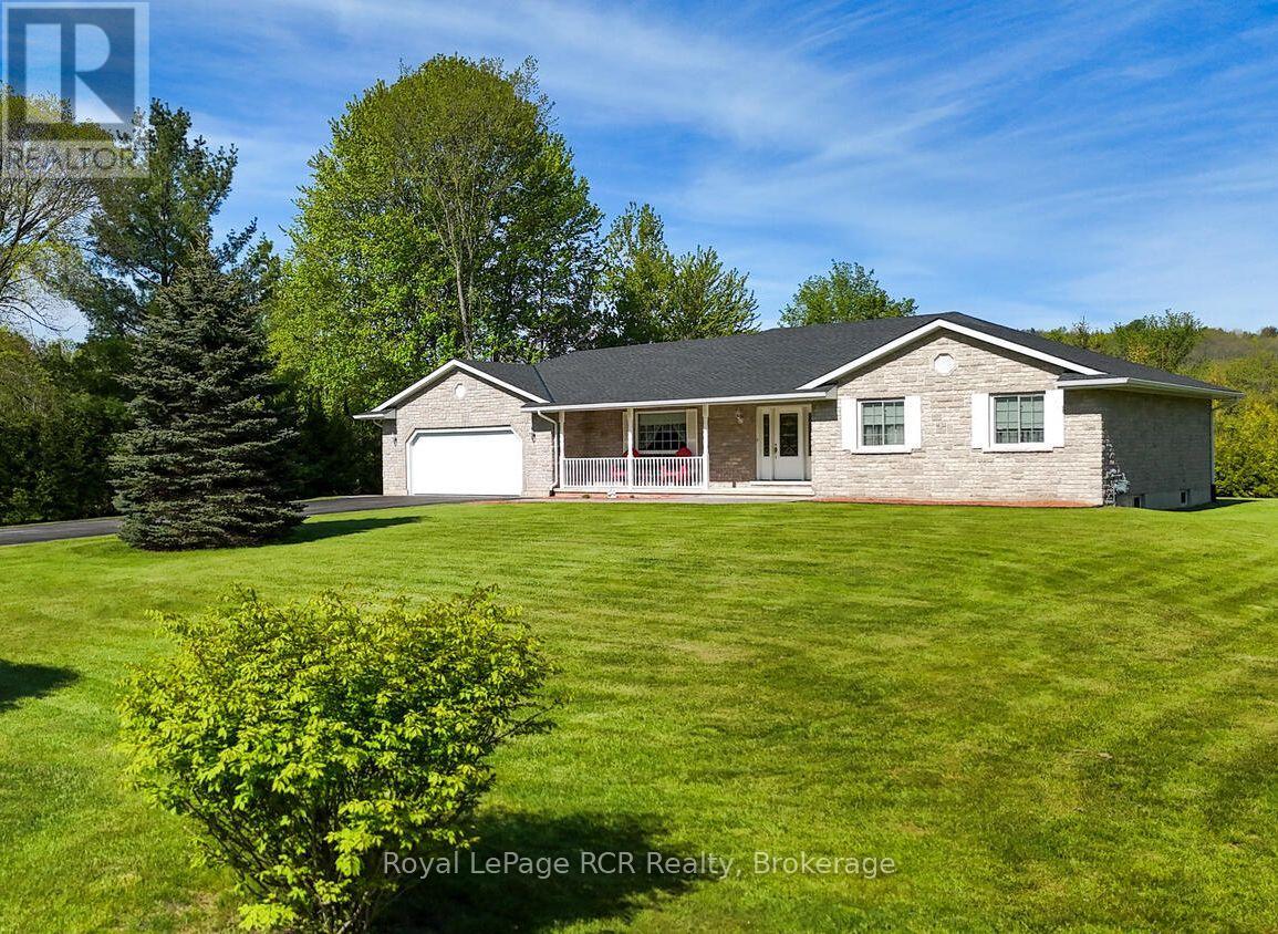 280 Somers Street, Georgian Bluffs, Ontario  N4K 6V5 - Photo 1 - X12187590