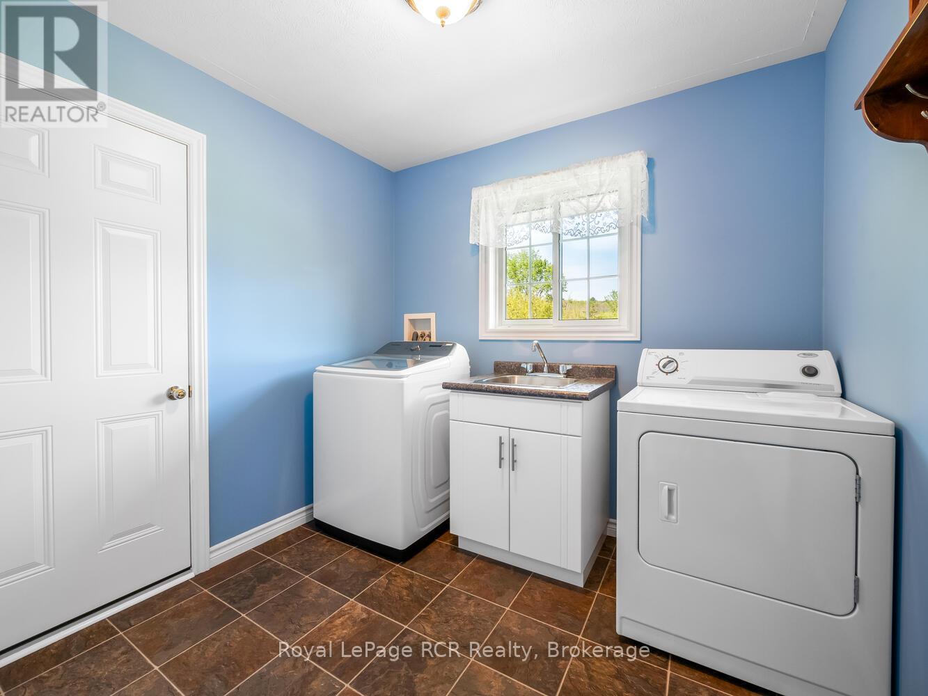 280 Somers Street, Georgian Bluffs, Ontario  N4K 6V5 - Photo 26 - X12187590