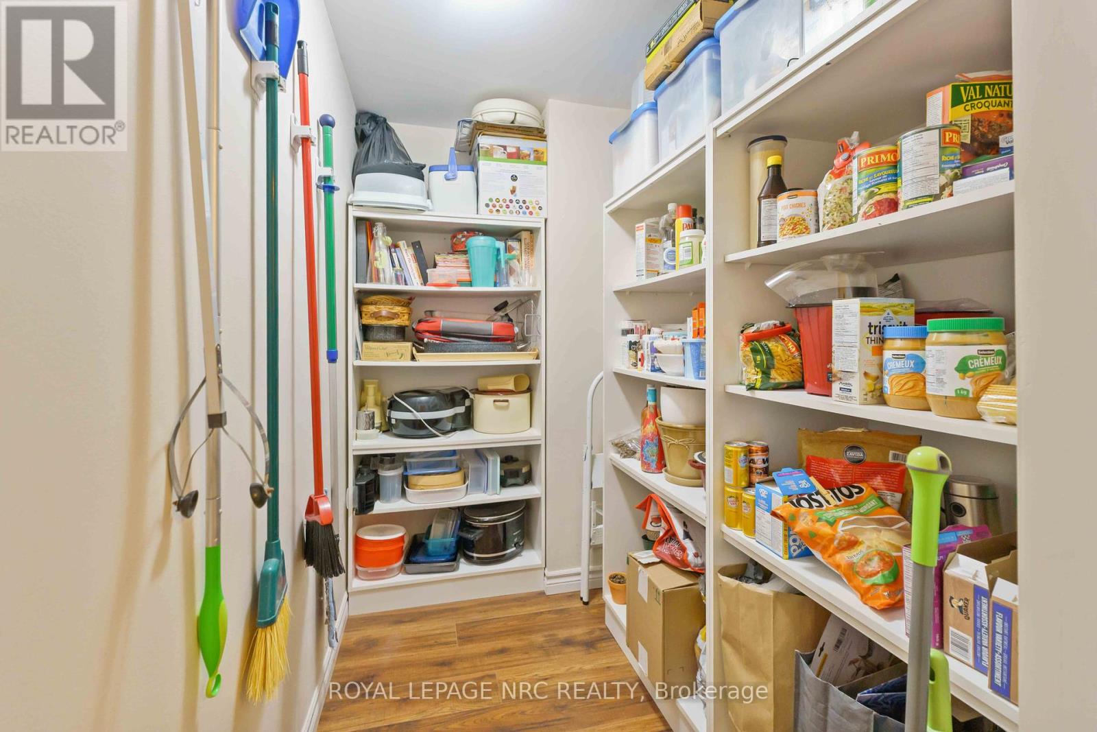 1107 - 35 Towering Heights Boulevard, St. Catharines, Ontario  L2T 3G8 - Photo 17 - X12322391