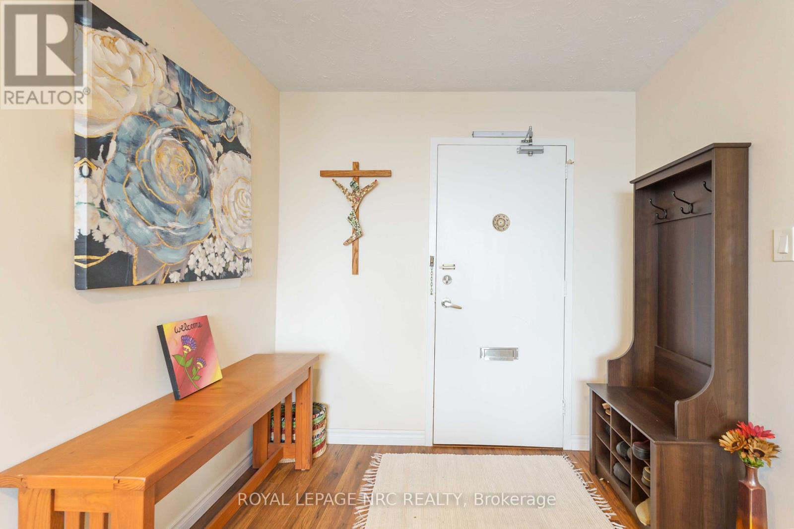 1107 - 35 Towering Heights Boulevard, St. Catharines, Ontario  L2T 3G8 - Photo 4 - X12322391