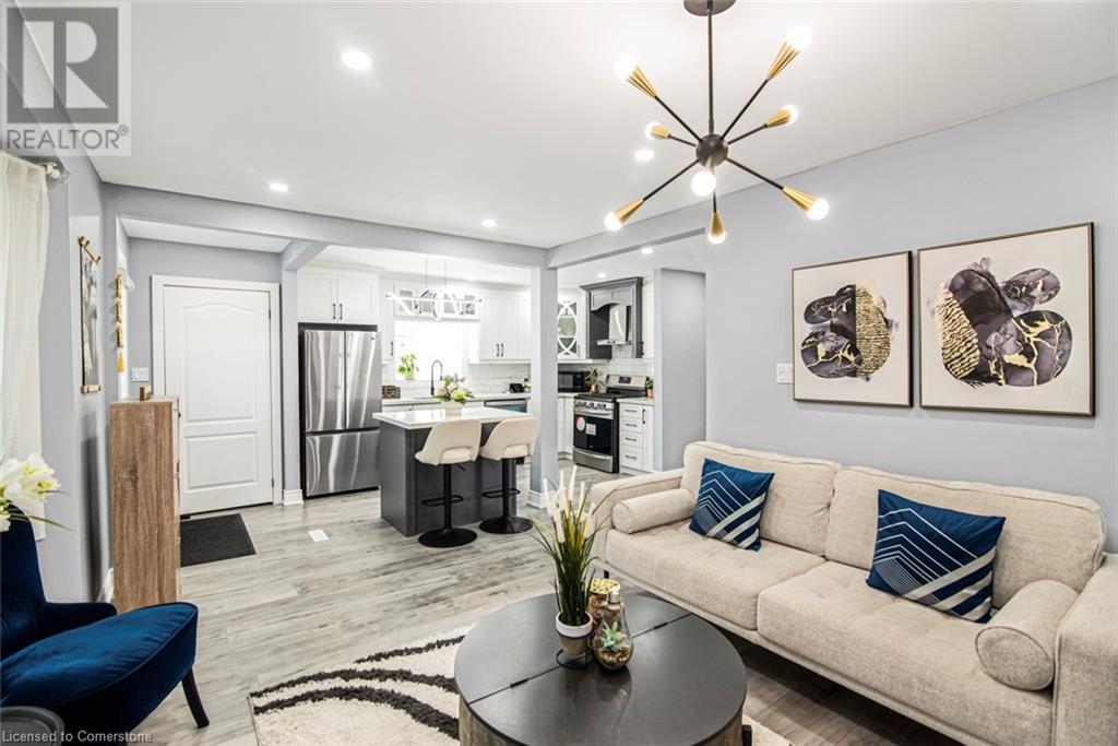 140 East 35th Street, Hamilton, Ontario  L8V 3Y2 - Photo 8 - 40756839