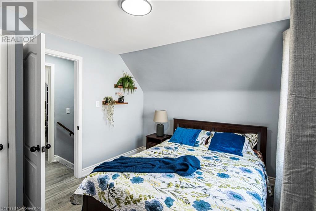 140 East 35th Street, Hamilton, Ontario  L8V 3Y2 - Photo 16 - 40756839