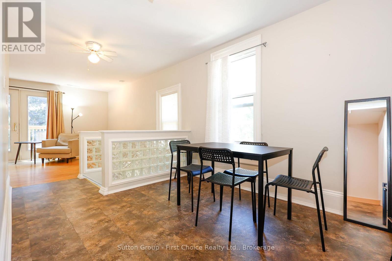 176 Cobourg Street N, Stratford, Ontario  N5A 3E8 - Photo 11 - X12322420
