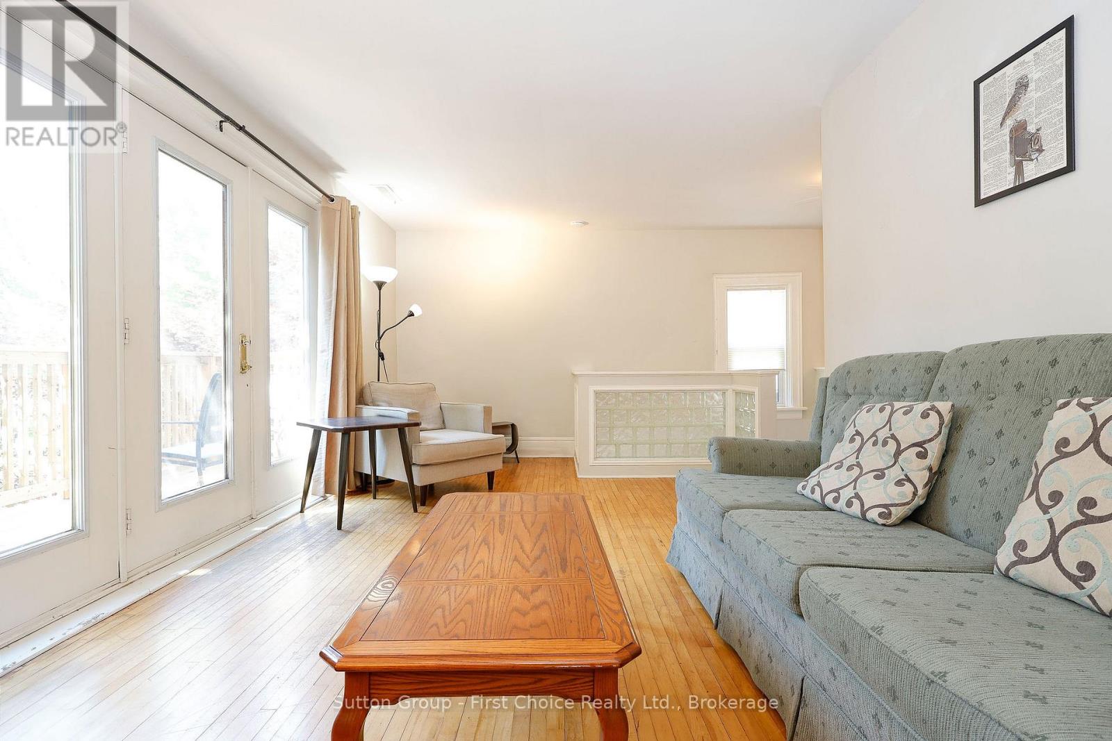 176 Cobourg Street N, Stratford, Ontario  N5A 3E8 - Photo 8 - X12322420