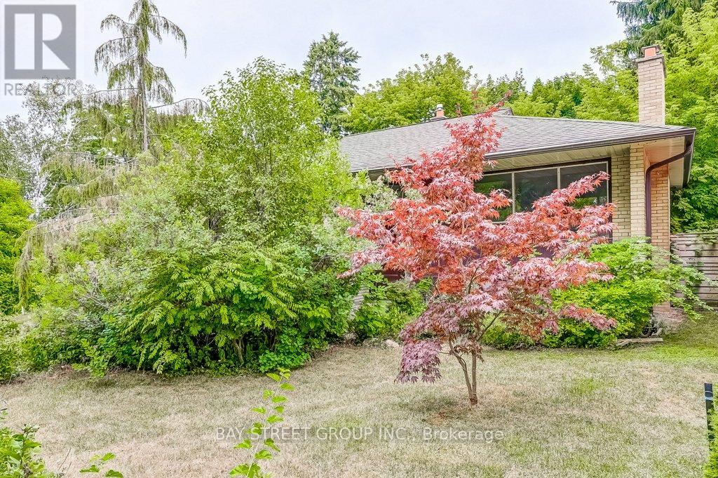 Property at 574 ROUGE HILLS DRIVE image 5