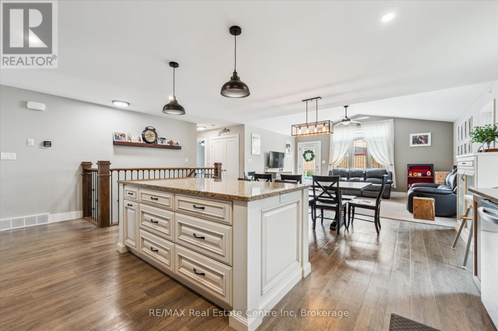 91 Gerber Drive, Perth East, Ontario  N0K 1M0 - Photo 11 - X12194508