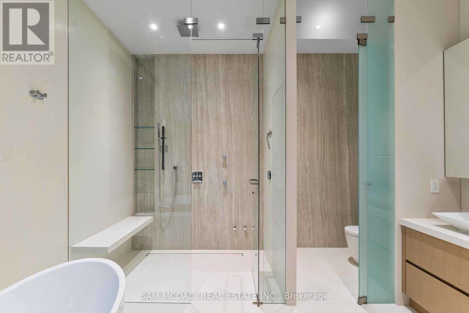 1222 Mississauga Road, Mississauga, Ontario  L5H 2J2 - Photo 26 - W12322401