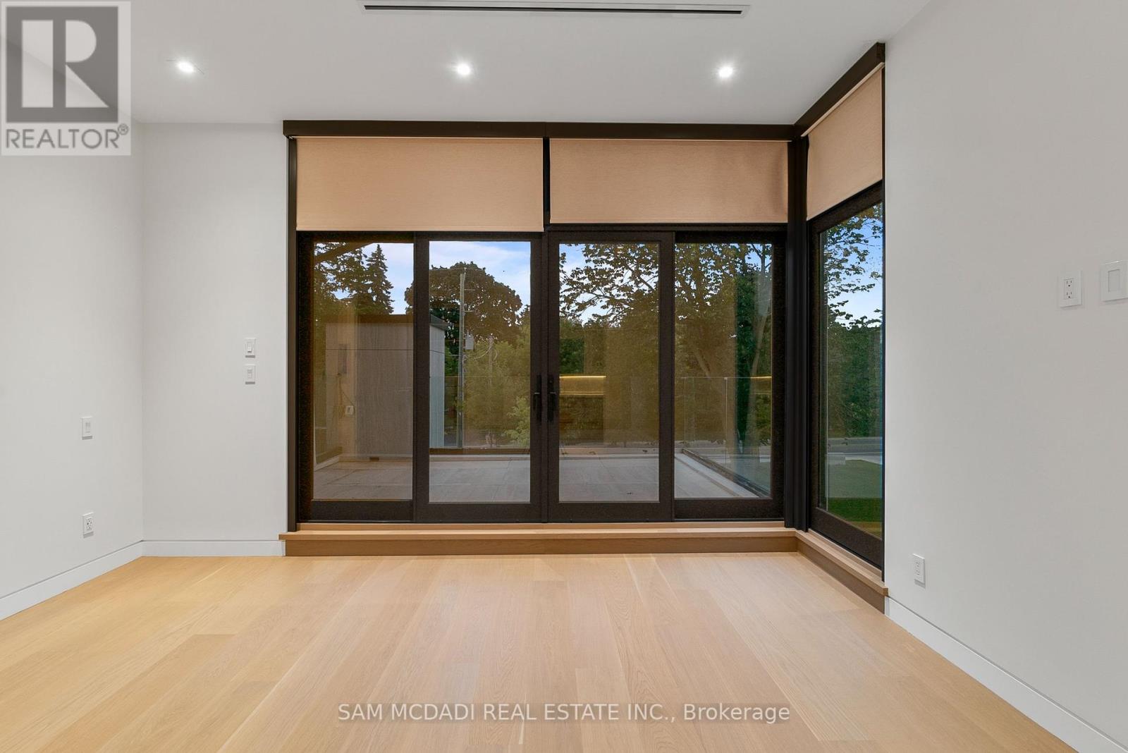 1222 Mississauga Road, Mississauga, Ontario  L5H 2J2 - Photo 30 - W12322401