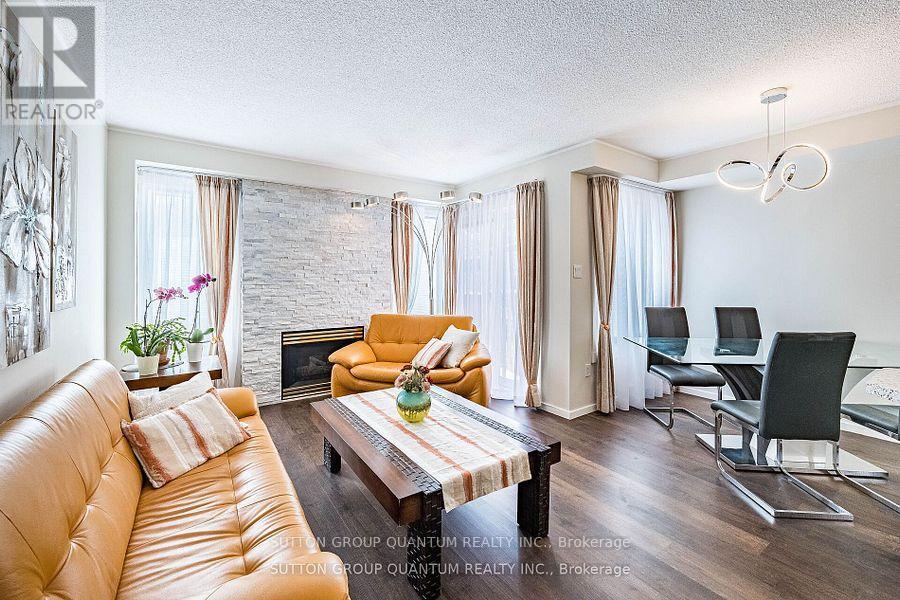Property at 49 EMSLIE STREET image 4