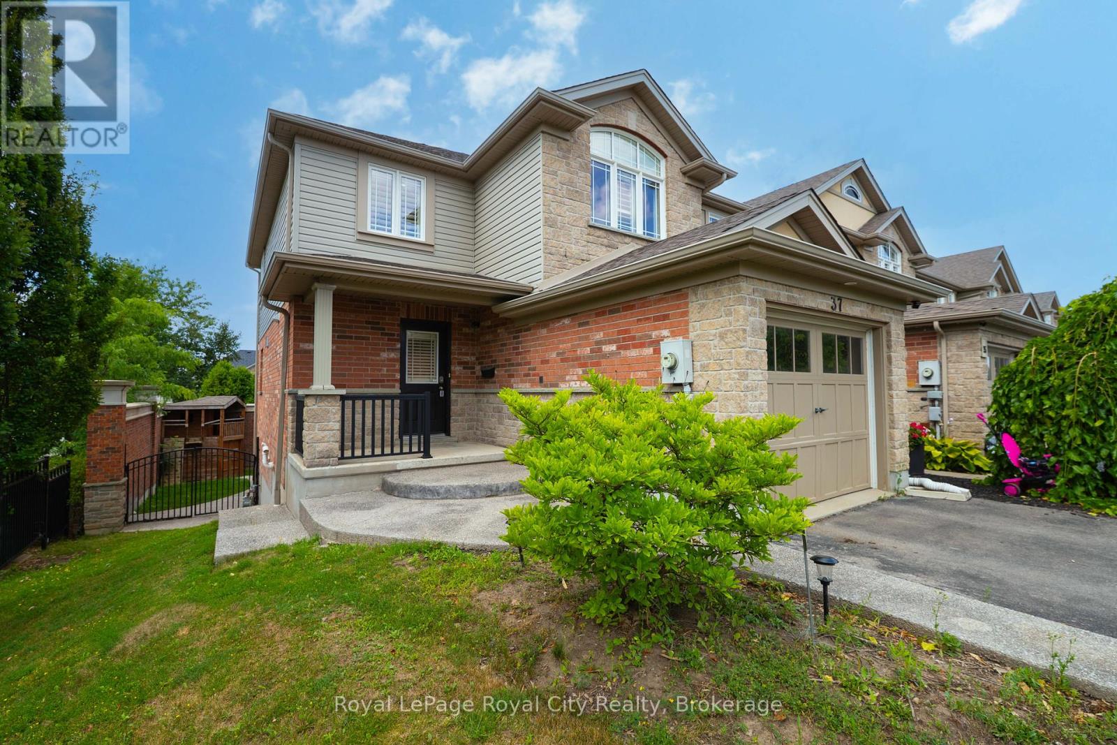 Property at 37 WILKIE CRESCENT image 3