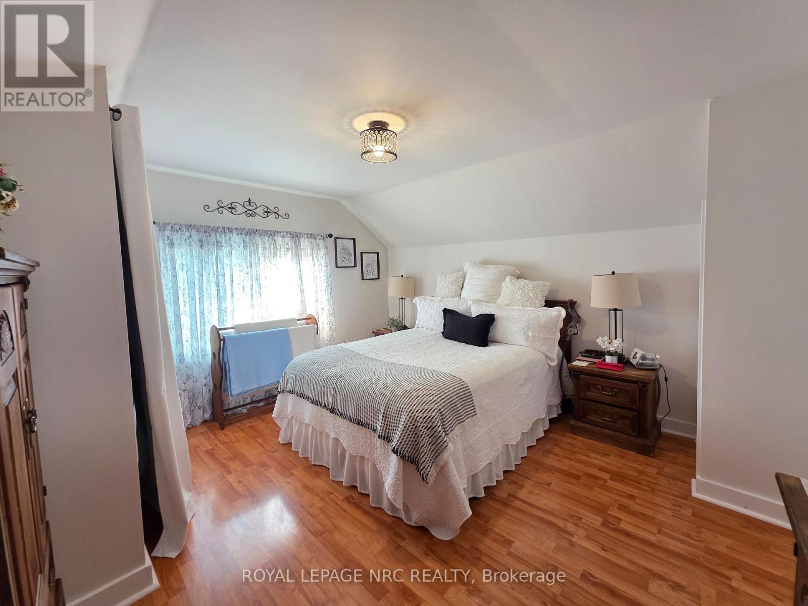 228 Jarvis Street, Fort Erie, Ontario  L2A 2S5 - Photo 24 - X12322430