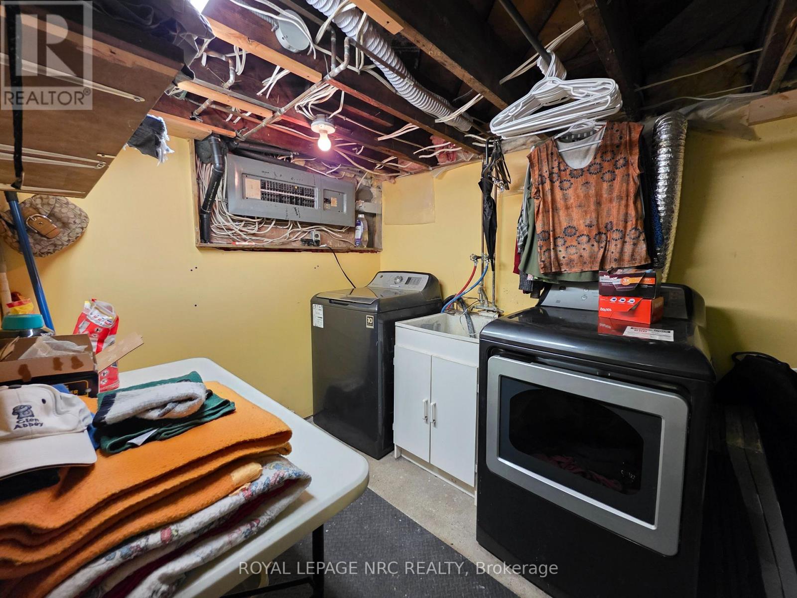 228 Jarvis Street, Fort Erie, Ontario  L2A 2S5 - Photo 33 - X12322430