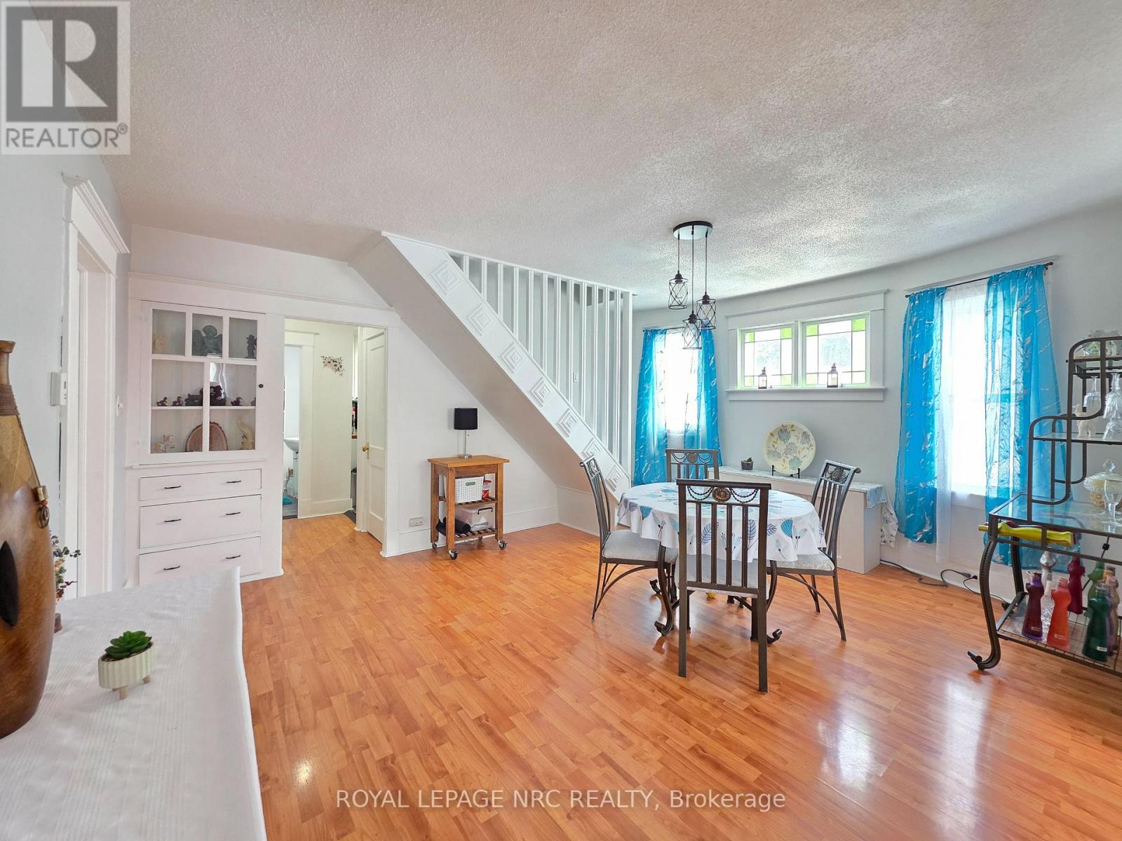 228 Jarvis Street, Fort Erie, Ontario  L2A 2S5 - Photo 7 - X12322430