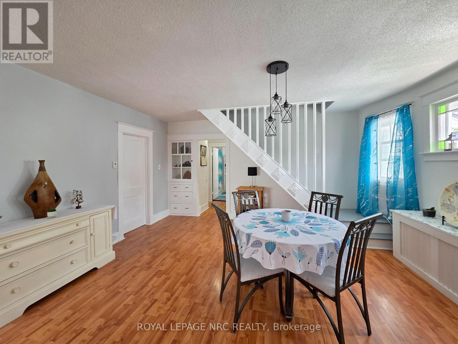228 Jarvis Street, Fort Erie, Ontario  L2A 2S5 - Photo 8 - X12322430