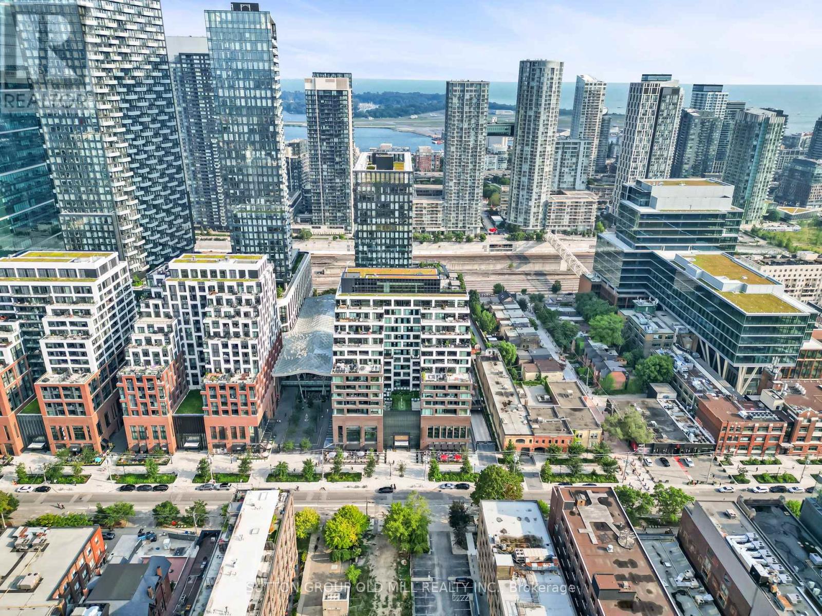 711 - 455 Wellington Street W, Toronto, Ontario  M5J 2R2 - Photo 49 - C12322460