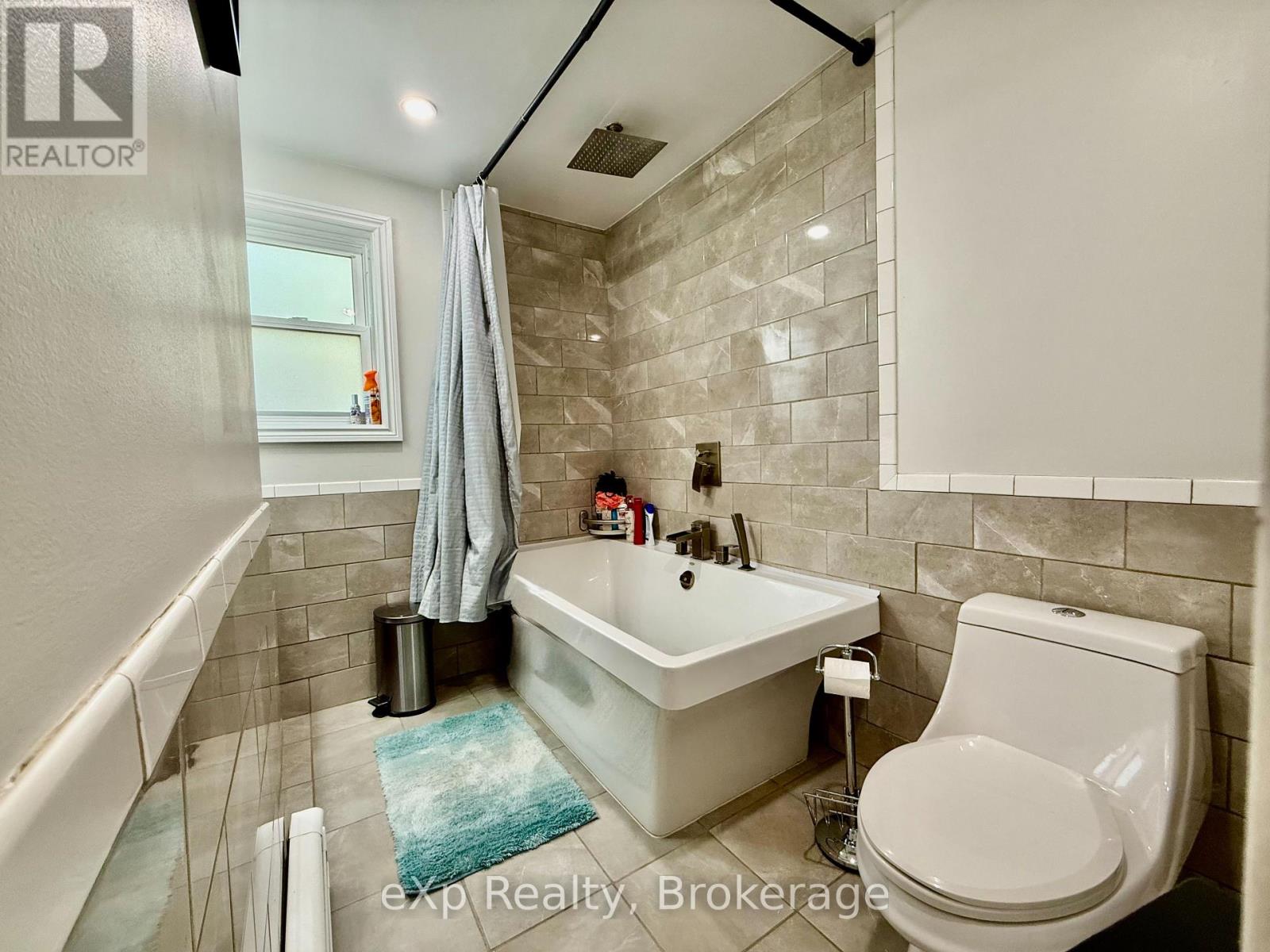 410 Cayley Street, Brockton, Ontario  N0G 2V0 - Photo 12 - X12109265