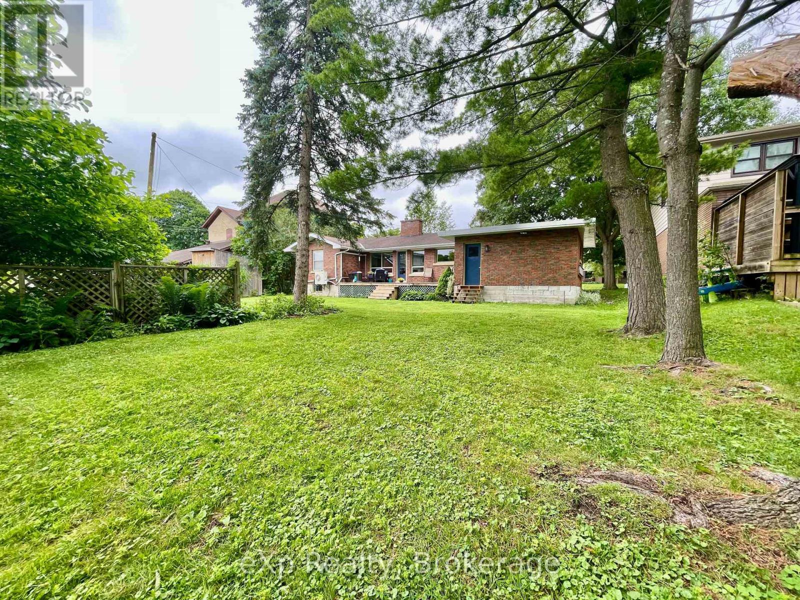 410 Cayley Street, Brockton, Ontario  N0G 2V0 - Photo 23 - X12109265