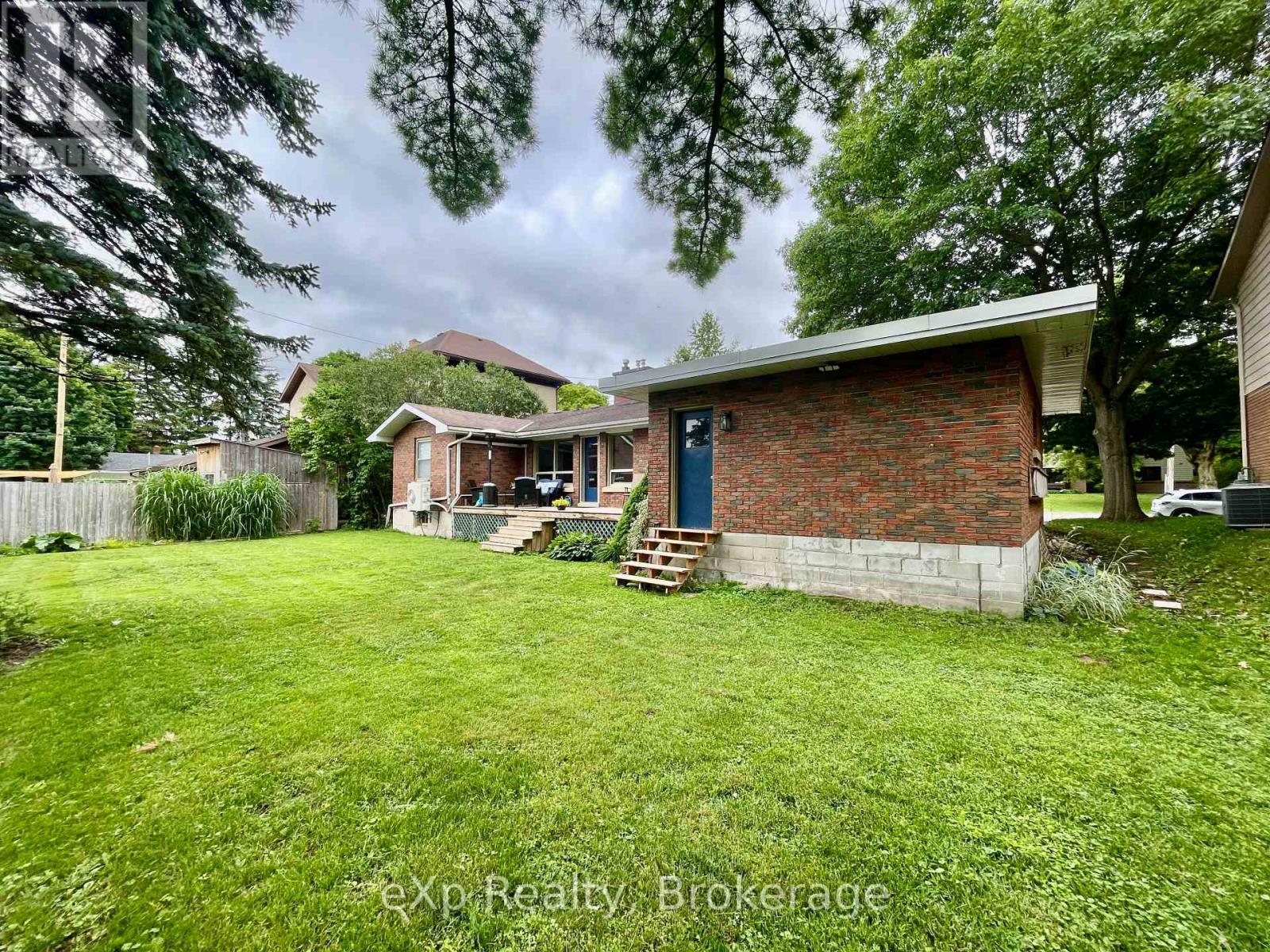 410 Cayley Street, Brockton, Ontario  N0G 2V0 - Photo 20 - X12109265