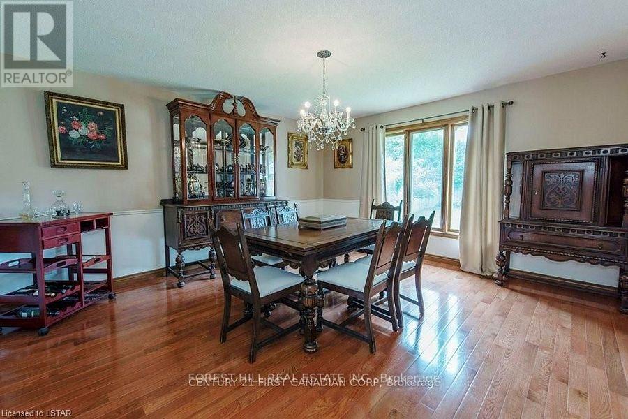 297 Grangeover Avenue, London North, Ontario  N6G 4L1 - Photo 11 - X12322481