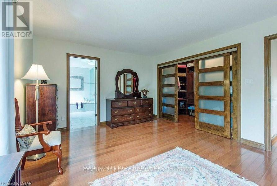 297 Grangeover Avenue, London North, Ontario  N6G 4L1 - Photo 25 - X12322481