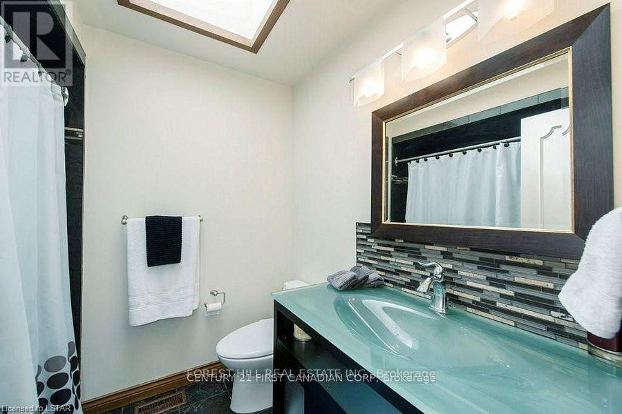 297 Grangeover Avenue, London North, Ontario  N6G 4L1 - Photo 33 - X12322481