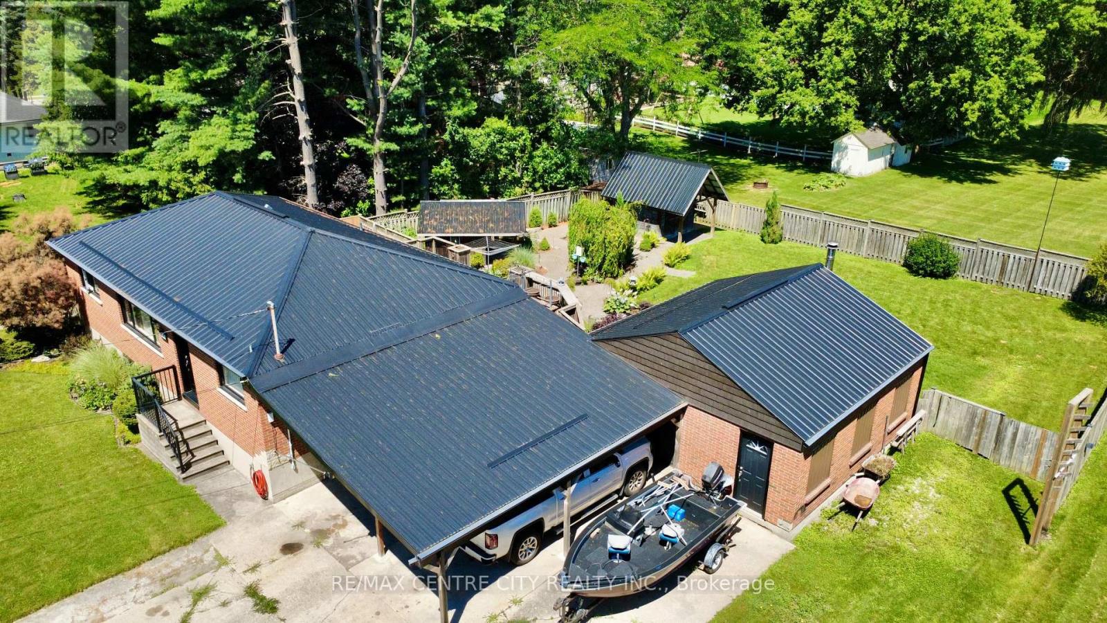 22 Charles Street, Thames Centre, Ontario  N0L 1G2 - Photo 34 - X12149762