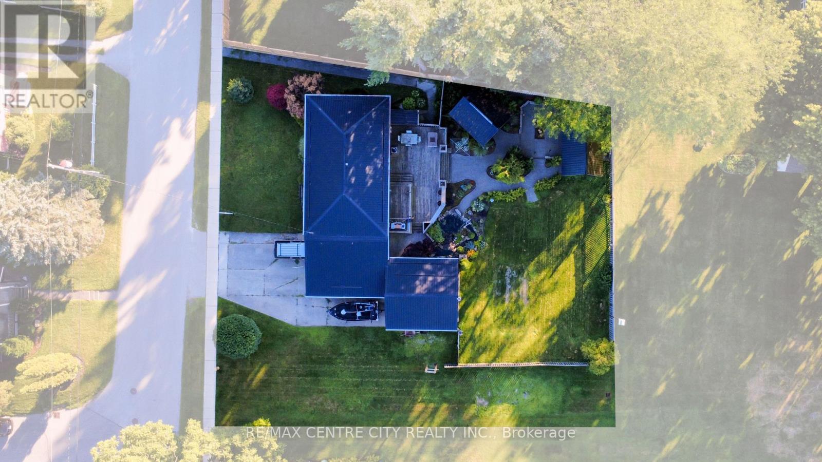 22 Charles Street, Thames Centre, Ontario  N0L 1G2 - Photo 47 - X12149762