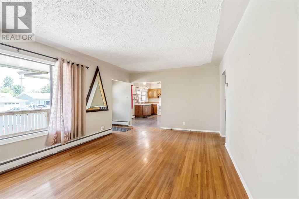 Property at 1802 11 Avenue N image 3
