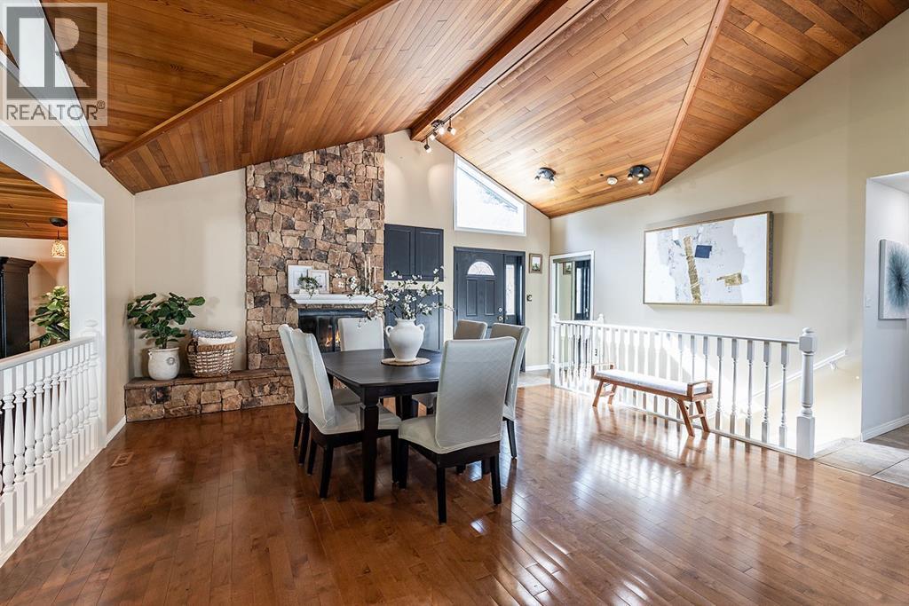 Property at 229 1 Street NW image 5