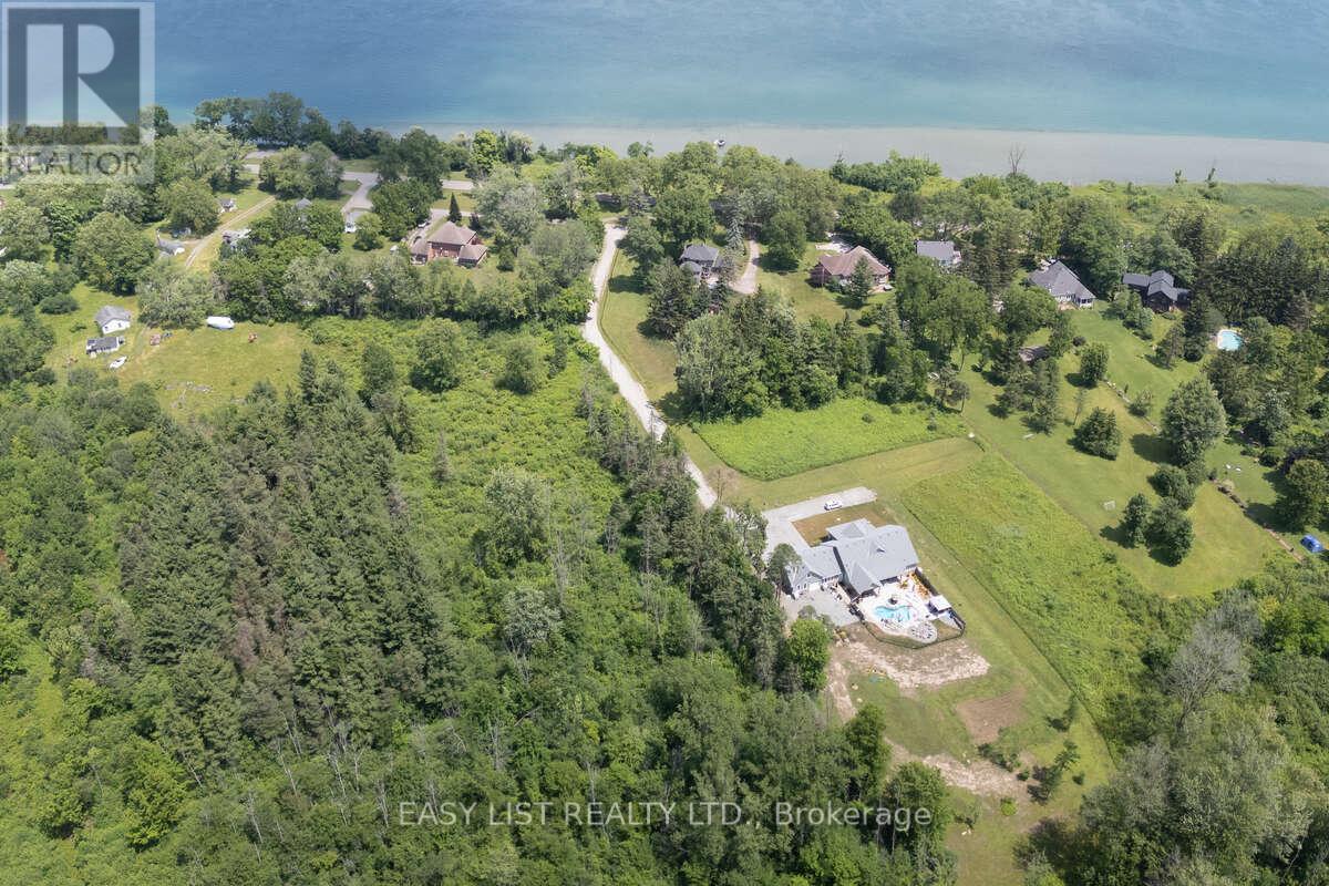 3147 Niagara River Parkway, Fort Erie, Ontario  L0S 1S0 - Photo 2 - X12322478