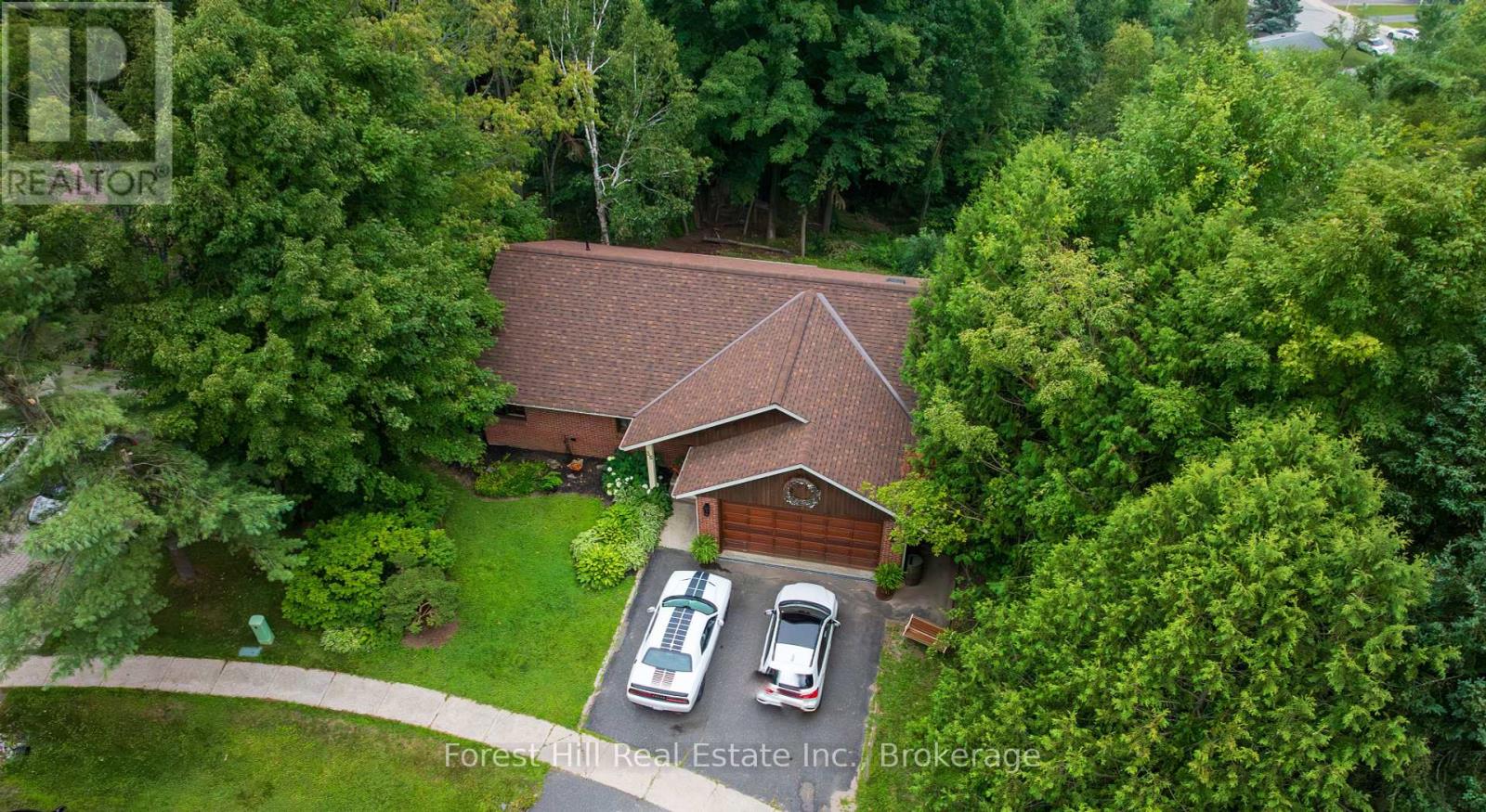 Property at 35 WESTVALE DRIVE S image 2