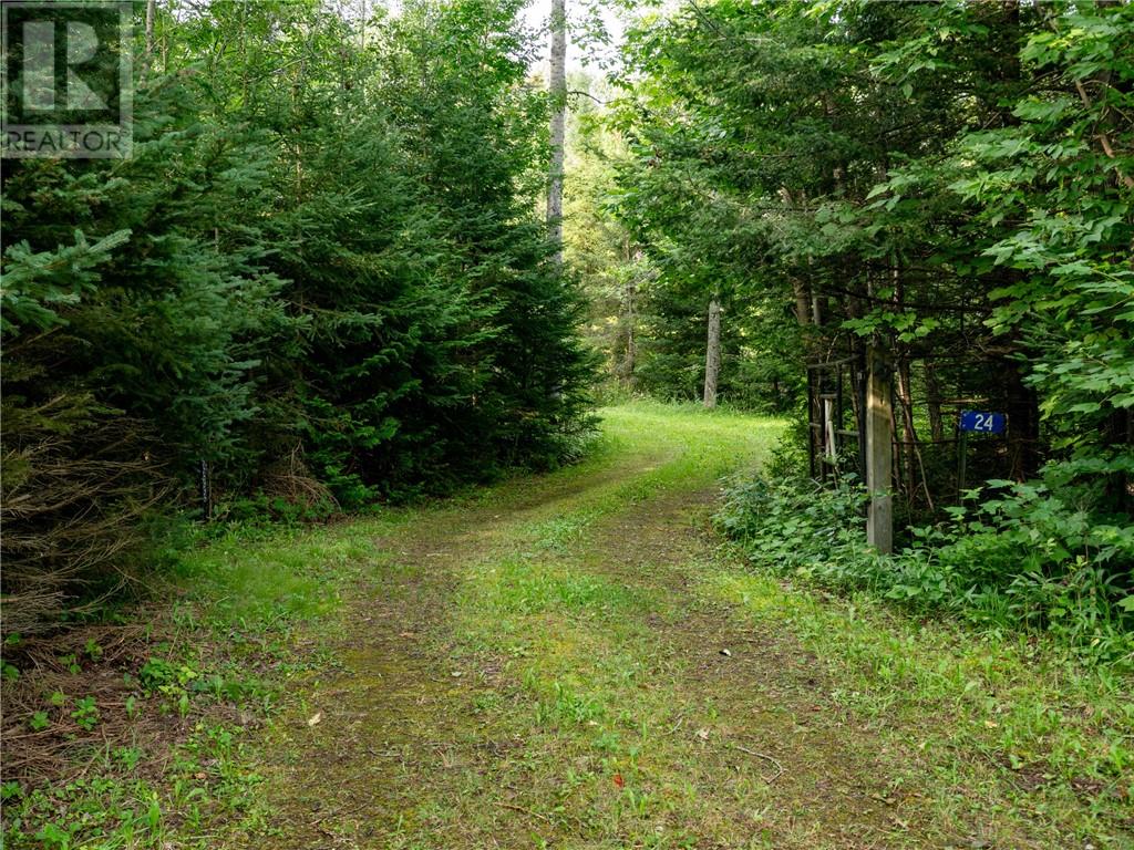 24 Cooper Court, Manitowaning, Ontario  P0P 1N0 - Photo 2 - 2123923