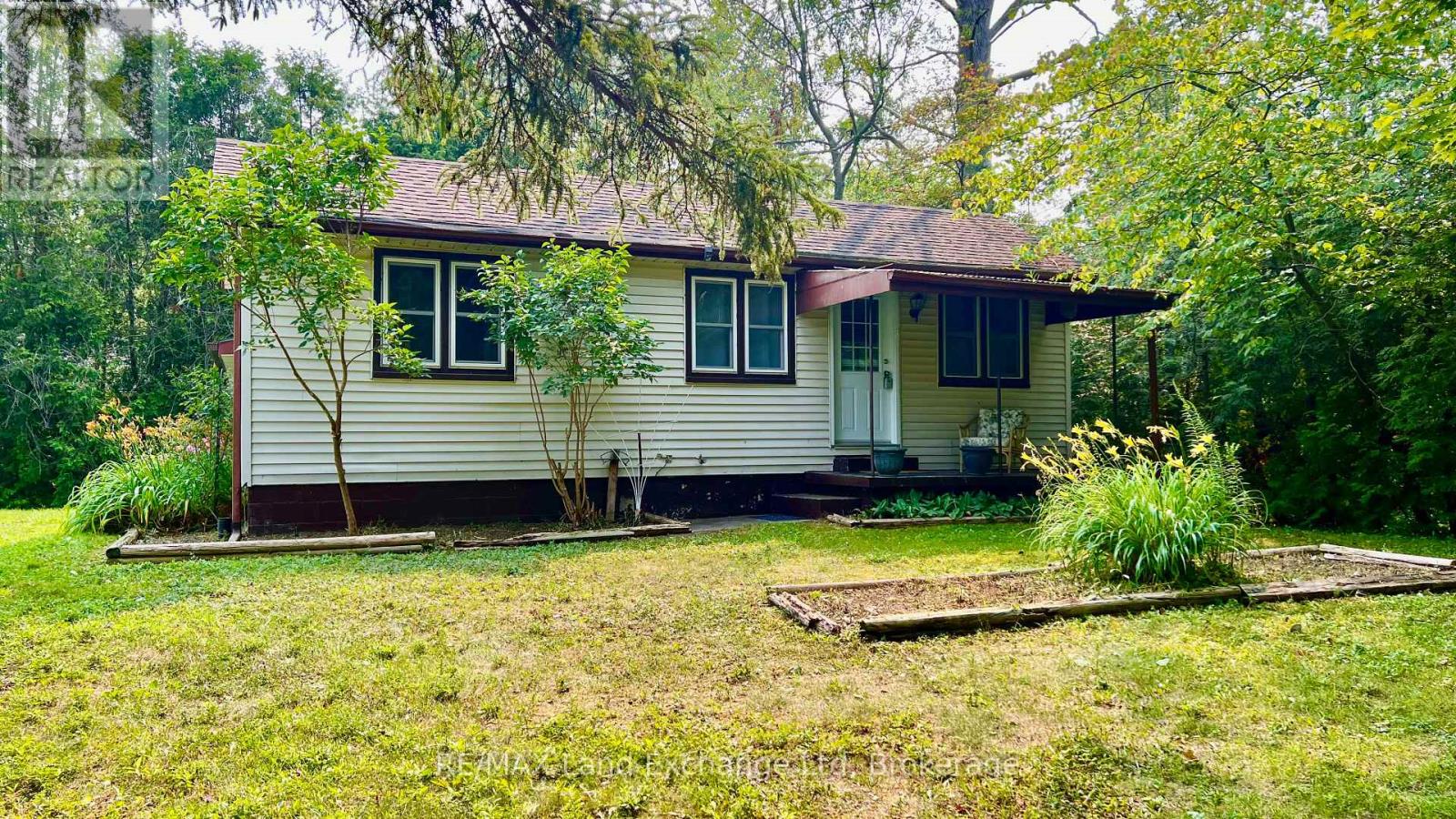 82096 Elm Street, Ashfield-Colborne-Wawanosh, Ontario  N7A 3Y3 - Photo 2 - X12091493