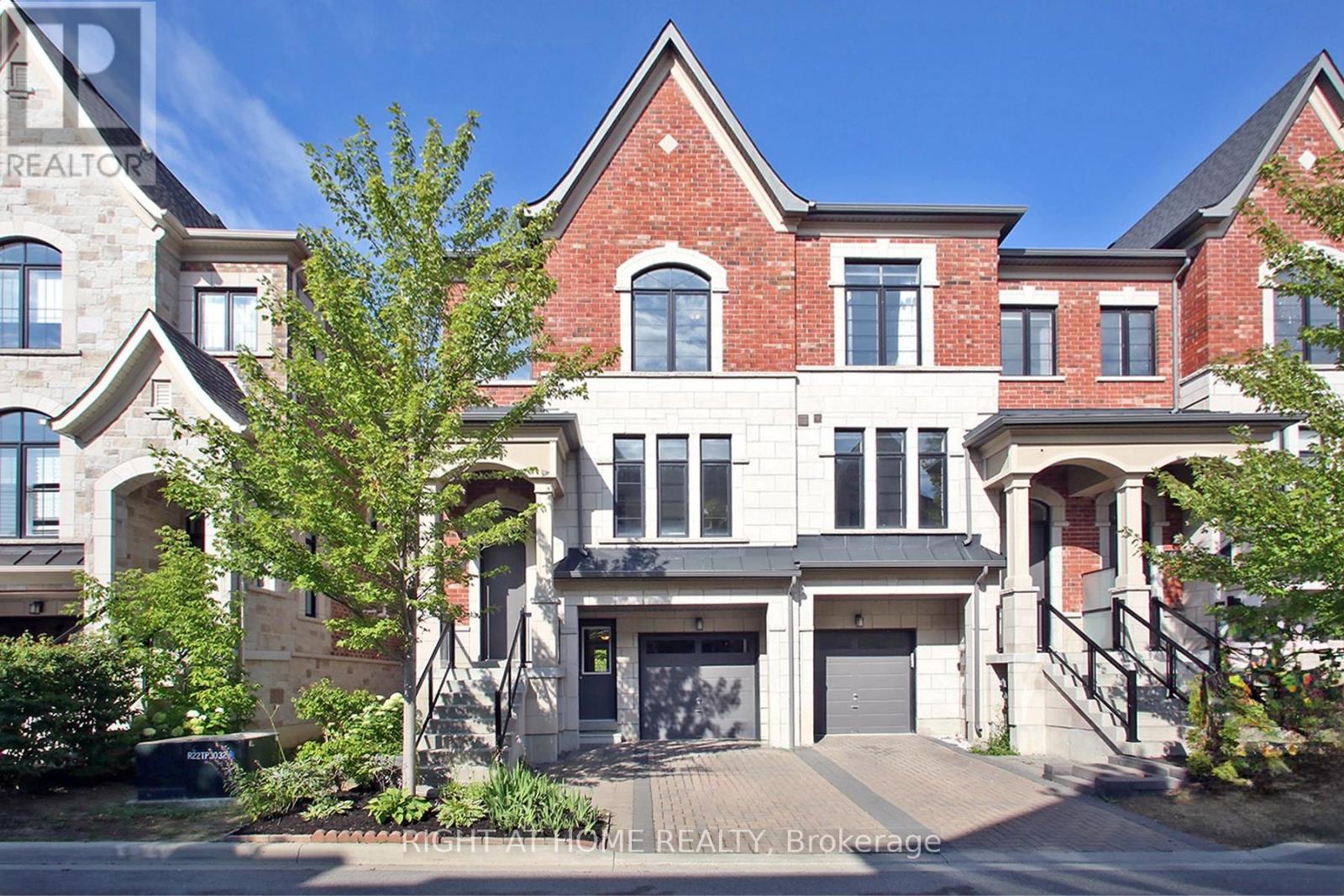 Property at 60 DUNCOMBE LANE image 1