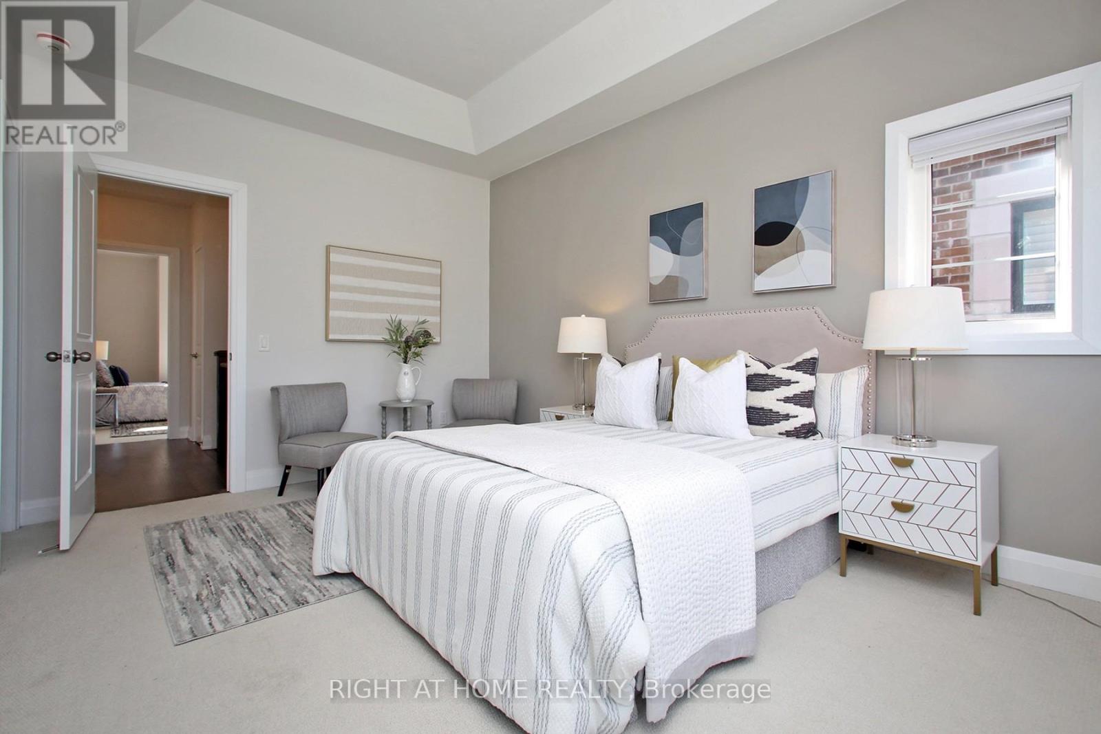 60 Duncombe Lane, Richmond Hill, Ontario  L4C 0Z9 - Photo 18 - N12322508