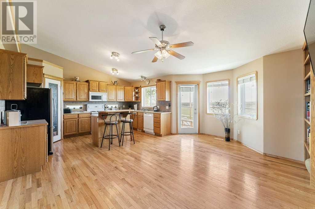 42 Wyndham Park Way, Carseland, Alberta  T0J 0M0 - Photo 9 - A2245351