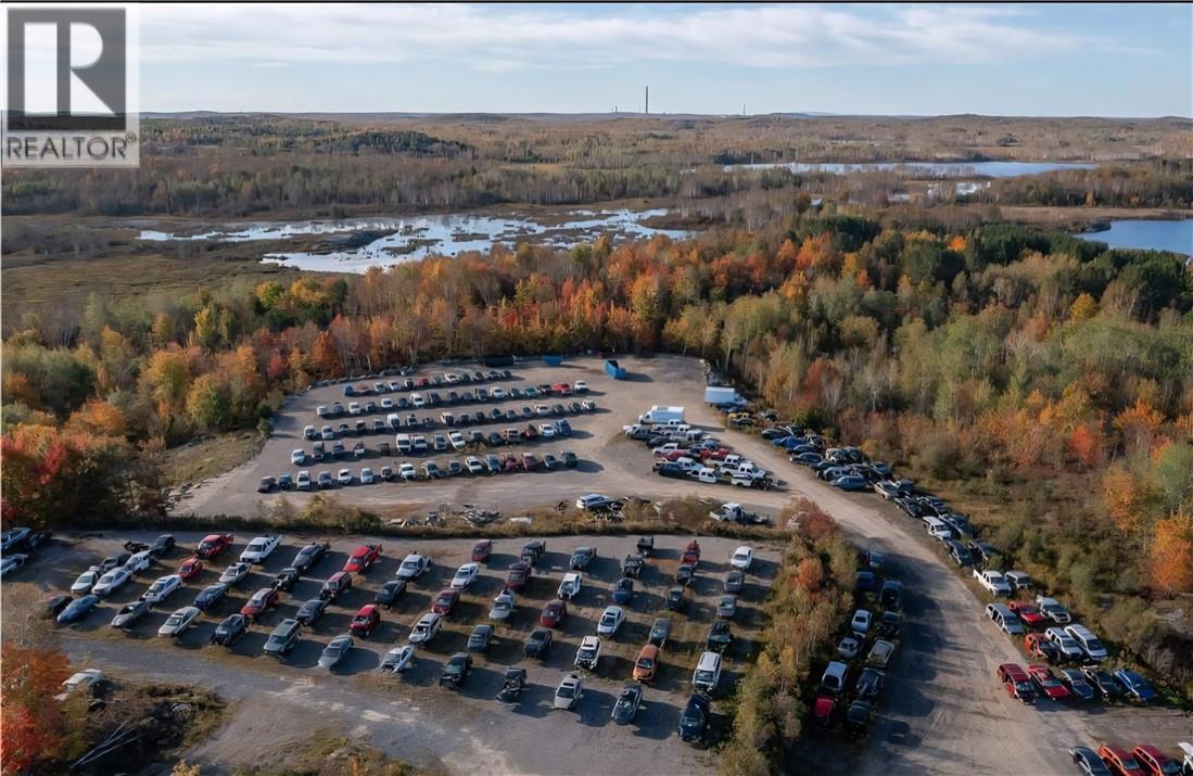 1951 Valleyview, Greater Sudbury, Ontario  P3N 1K9 - Photo 5 - 2123726