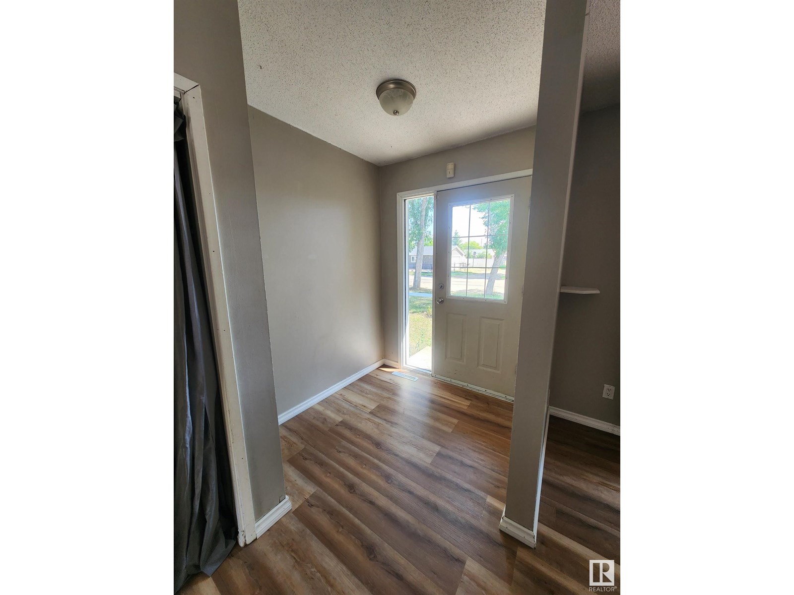 5114 52 St, Bonnyville Town, Alberta  T9N 2B2 - Photo 5 - E4413737