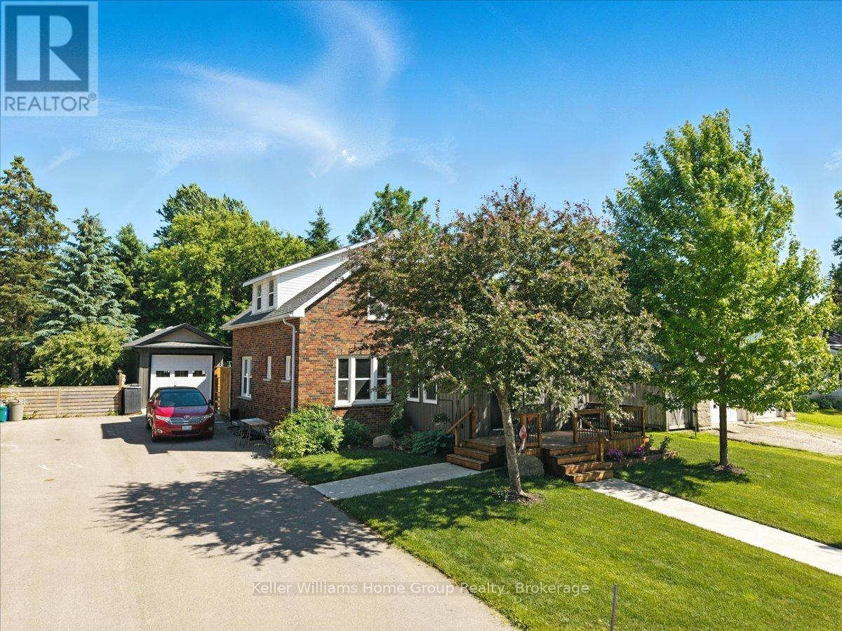 Property at 138 FREDERICK STREET E image 2