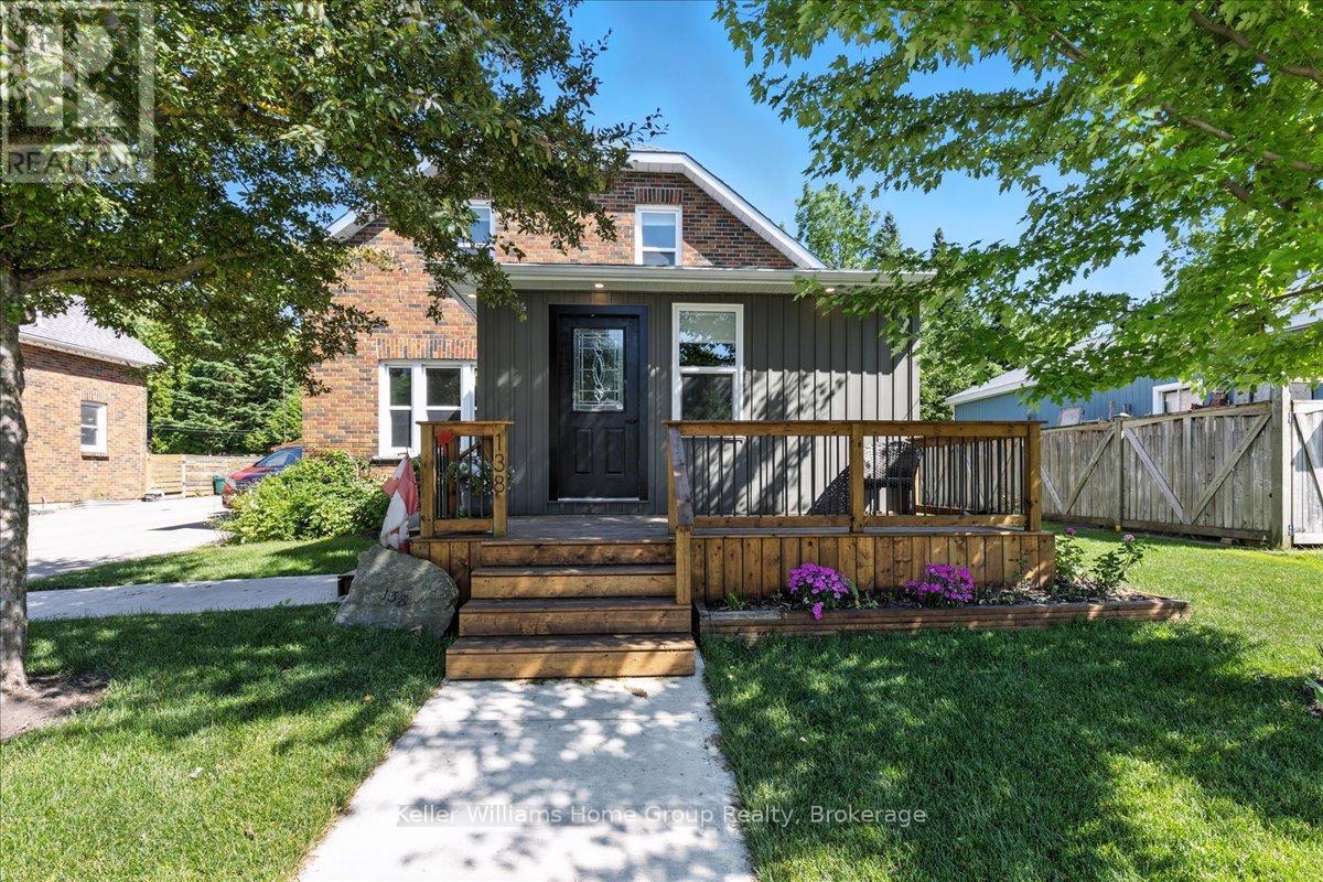 Property at 138 FREDERICK STREET E image 3