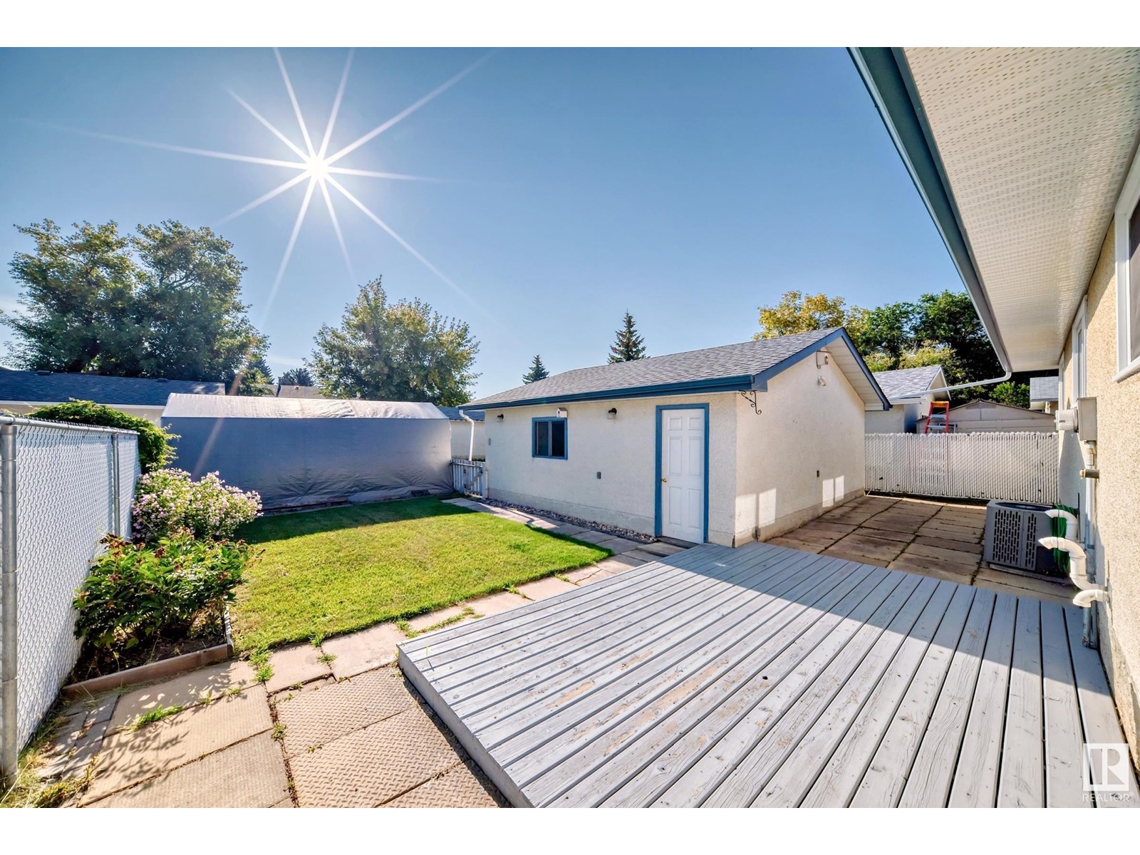 Property at 110 BRANTFORD ST image 2