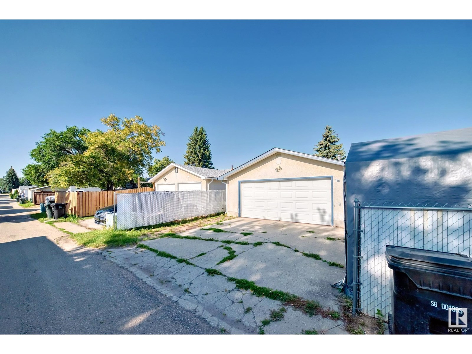 Property at 110 BRANTFORD ST image 3