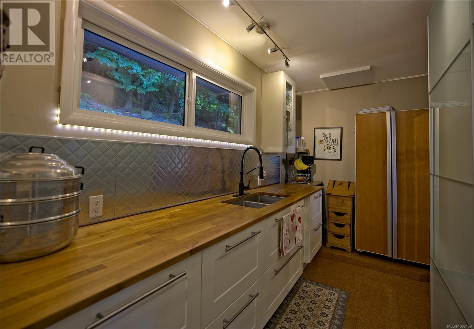 185 Charlesworth Rd, Salt Spring, British Columbia  V8K 2J7 - Photo 14 - 1009169