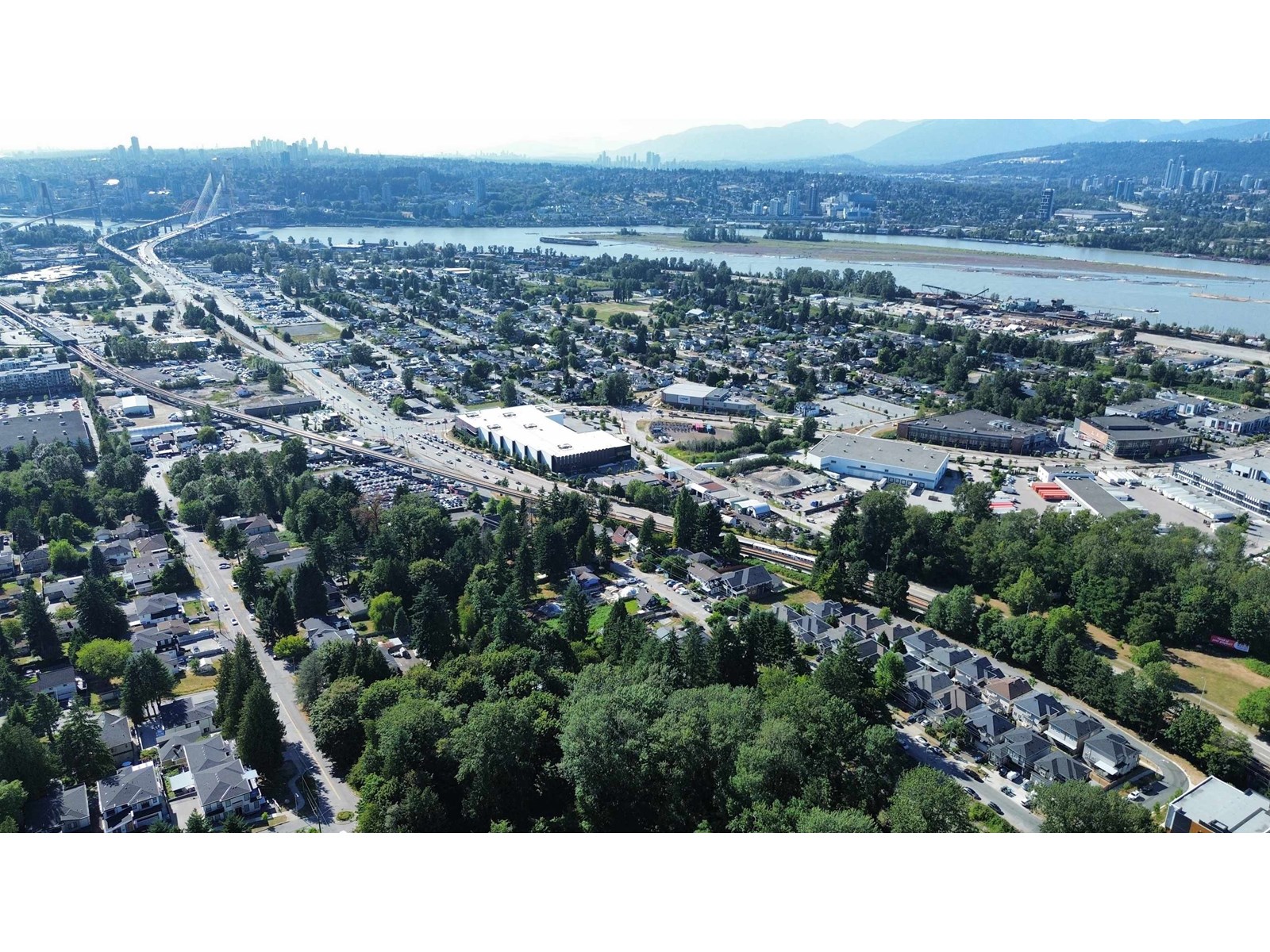 10927 128a Street, Surrey, British Columbia  V3T 3G1 - Photo 5 - R3028630