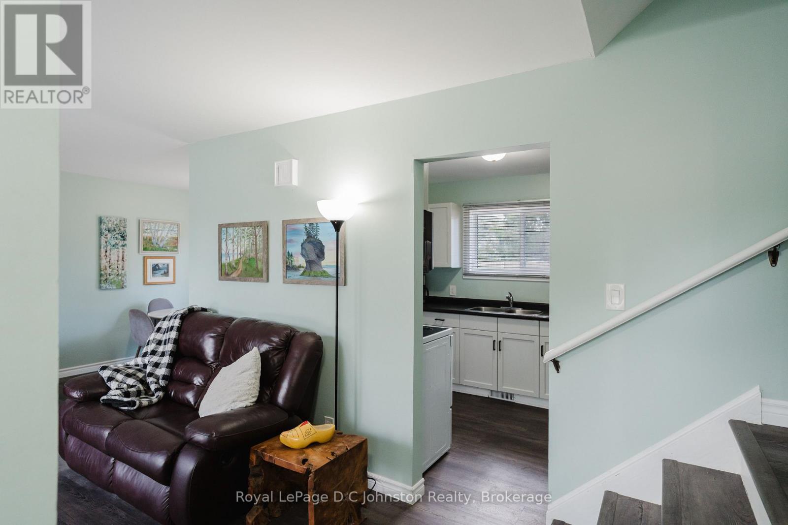 372 Provincial Street, Saugeen Shores, Ontario  N0H 2C1 - Photo 8 - X12322606